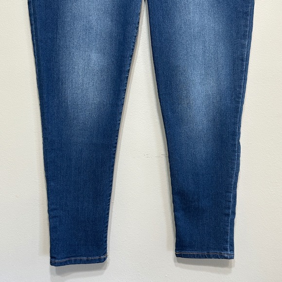 Democracy AB Solution Crop Jeans Womens 8 Dark Wash‎ Blue Denim Stretch Comfort - Picture 3 of 11